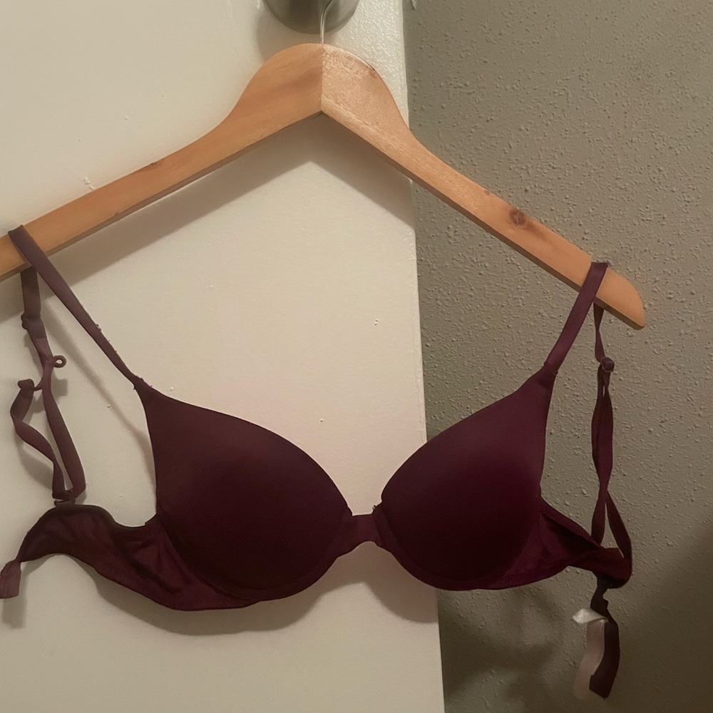 Victoria’s Secret purple/maroon bra size 32B